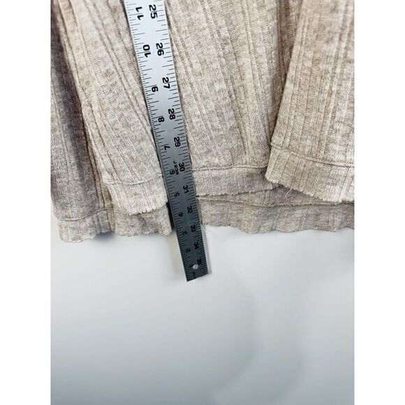 Anthropologie Akemi + Kin Oatmeal Color V-Neck Top Long Sleeve Ribbed  Tunic - Picture 5 of 7